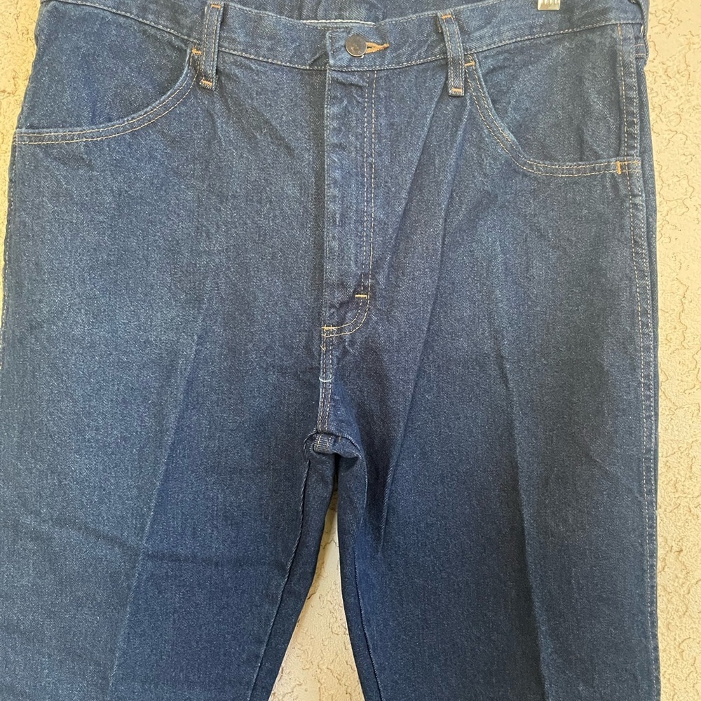 Rustler Men's Deep Blue Relaxed Jeans size 38X30 - Picture 4 of 5